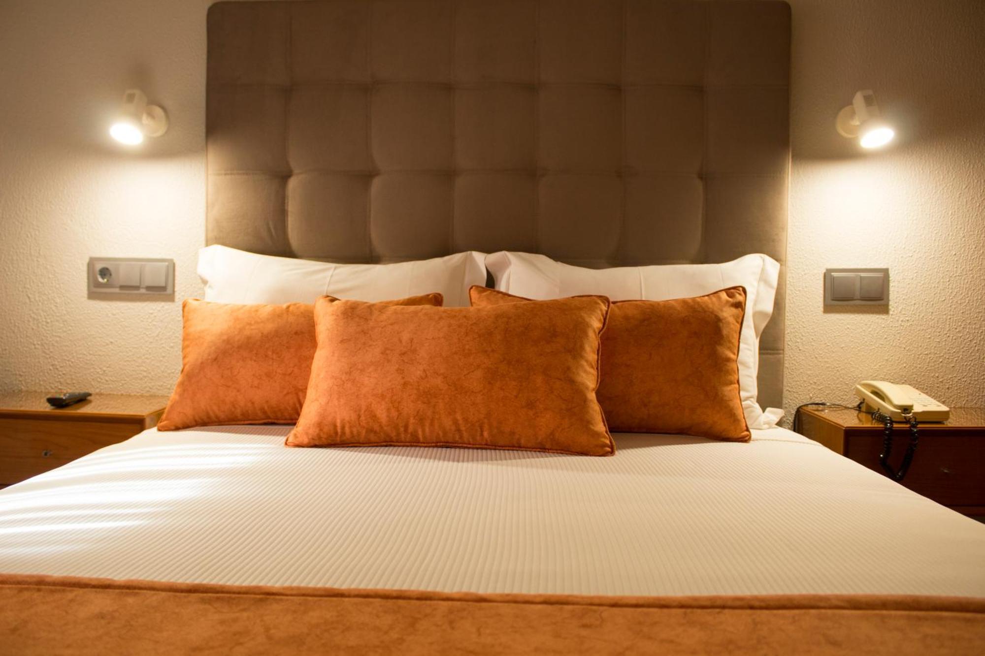 Lusitana Hotel Porto Room photo