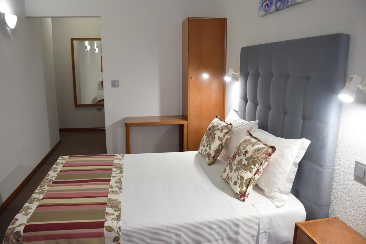 Lusitana Hotel Porto Room photo
